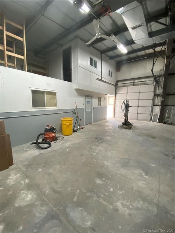 9 Moody Rd, Enfield, CT 06082